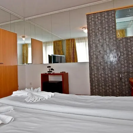 Am Alexanderplatz Apartment