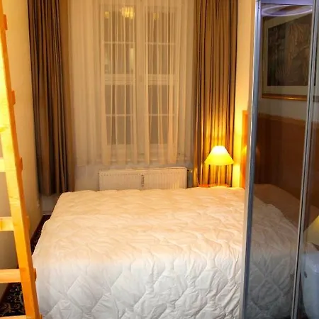 Am Alexanderplatz Apartment